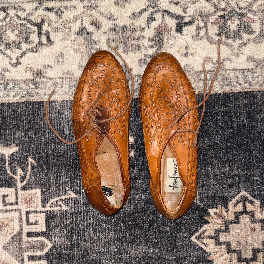 Vintage flats 7.5